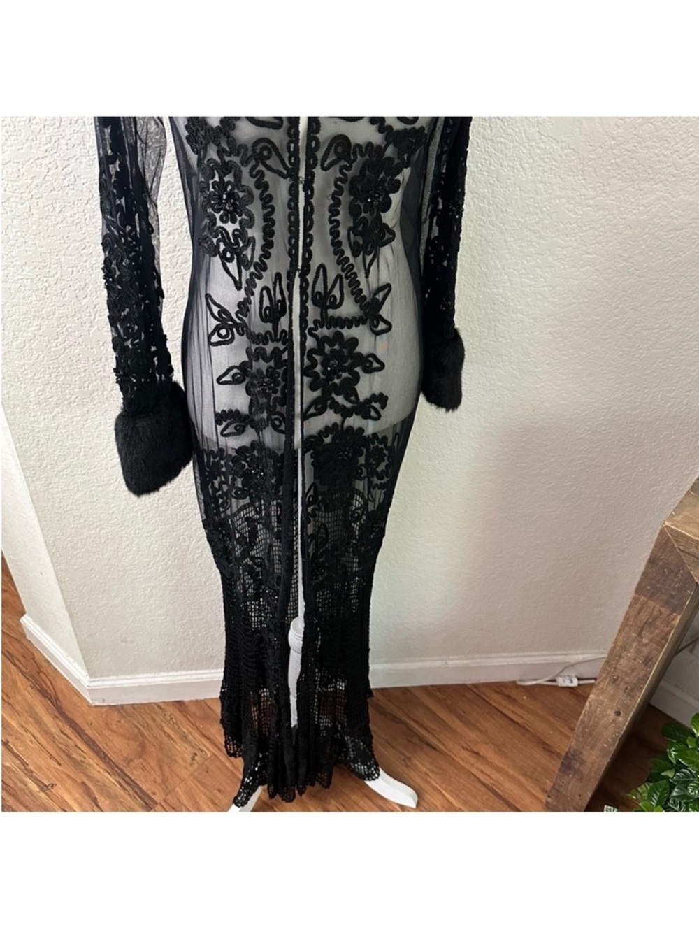 Sue Wong Vintage Crochet Beaded Embroidered Floral Mesh Faux Fur Black Duster - Picture 4 of 10